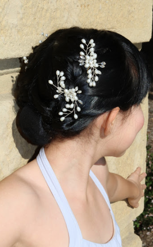 Handmade hair clip with Pearl beads