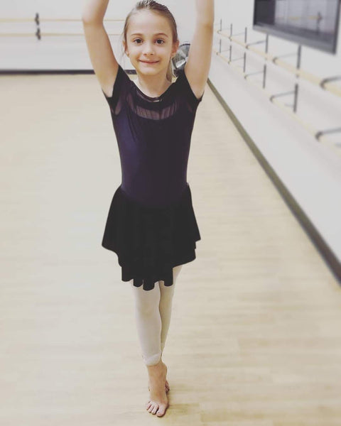 【Gorgeous Roses in Black】Velvet pull-on skirt