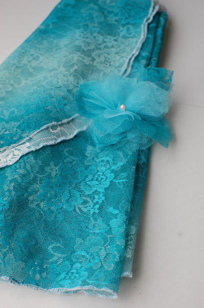 Emerald green flower hair clip/brooch with tulle