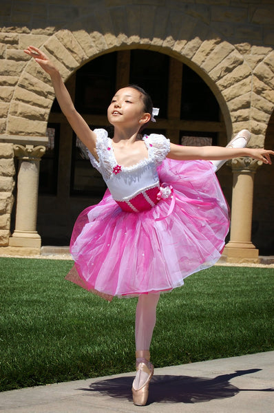 A-6 Beautiful pink romantic costume