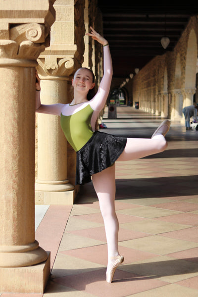【Gorgeous Roses in Black】Velvet pull-on skirt