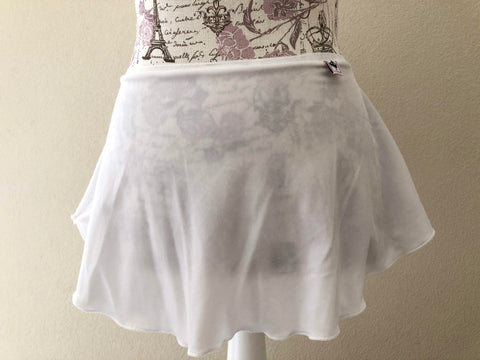 【White】Velvet pull-on skirt